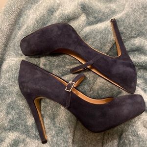 Vince Camuto—Deep Navy—Suede—Size 8.5